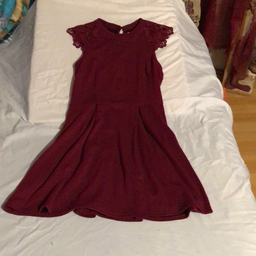 Speechless size small new with tag dress burgundy